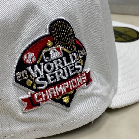 海外限定 59FIFTY ニューエラ LA 2024ワールドシリーズ優勝記念 キャップ LA Dodgers ドジャース (15-48)