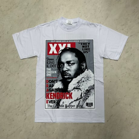 LA発 Kendrick  ケンドリックラマー COVER 表紙 グラフィック 半袖 Tシャツ 白 (GTS149)