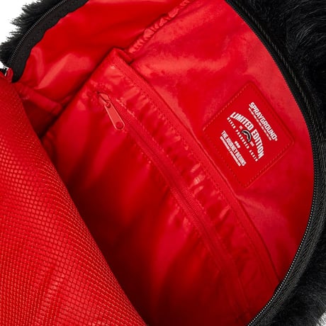 米国仕様 SPRAYGROUND スプレイグラウンド SFURZILLA SHARK BACKPACK ブラックファー バックパック (BKPK59)