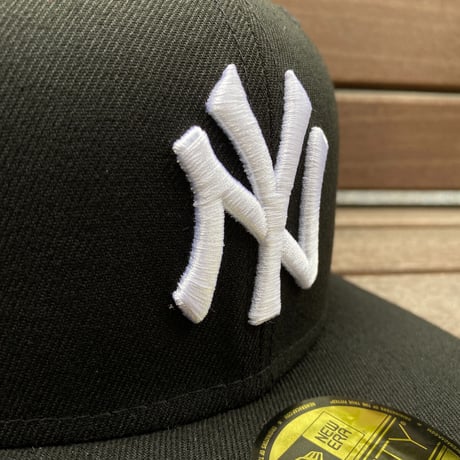 59FIFTY ニューエラ Newera ニューヨーク ヤンキース NY Yankees ブラックエディション (19-13)