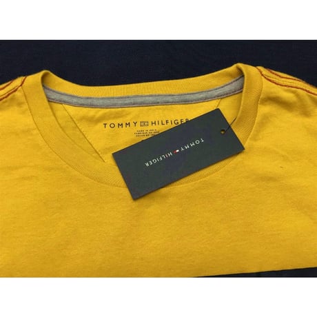 海外限定デザイン TOMMY HILFIGER 半袖 Tシャツ BIGLFAG イエロー