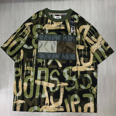 USAモデル TOMMY HILFIGER  TJ総柄 カラーブロック Tシャツ ミリタリーカラー (R4F-22)