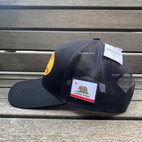限定USA州旗パッチ Bass Pro Shops バスプロショップス 刺繍ロゴ カリフォルニア州 メッシュキャップ (Bps61)