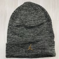 NIKE ナイキ JORDAN ジョーダン ニット帽 ジャンプマン INGOT メタル付き ビーニー