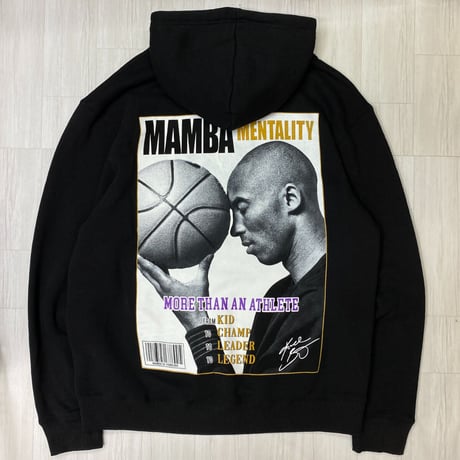 LA発 CreateX5 レジェンド MAMBA MENTALITY グラフィック プルオーバー パーカー (GFX/Hdy22)