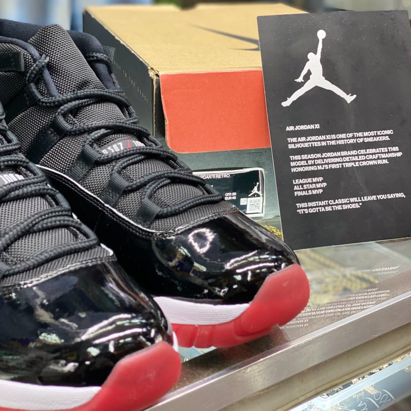 NIKE USA ナイキ AIR JORDAN11 RETRO レトロ BRED マイケルジョ