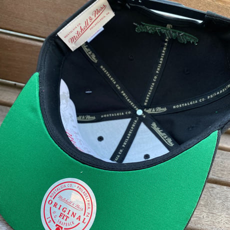 Mitchell&Ness NBA ミルウォーキーバックス THE BRIM スナップバック キャップ (17-1)