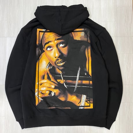 tupac | STORES
