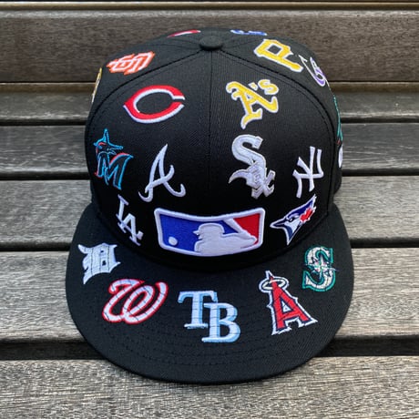 海外仕様 59FIFTY ニューエラ NEWERA 総柄 MLB 限定 Allover Patches キャップ (100-5)