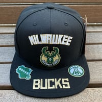 Mitchell&Ness NBA ミルウォーキーバックス THE BRIM スナップバック キャップ (17-1)