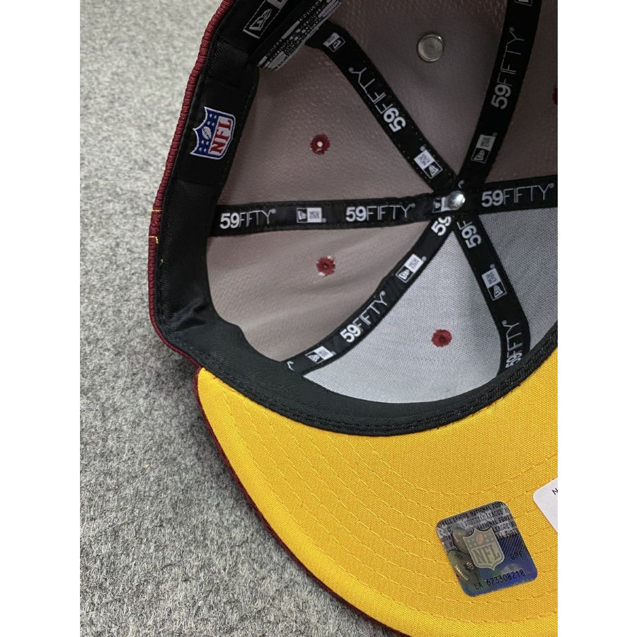 レア品 NFL レッドスキンズ キャップ帽子 未使用 NFL ワシントン・レッドスキンズ Redskins ロゴ刺繍