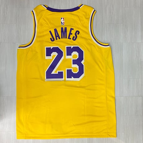 米国規格 NIKE ナイキ Lakers レイカーズ 23 レブロンジェームズ オーセンティック ジャージー