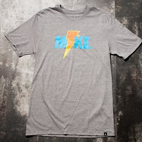 USA限定  NIKE ナイキ Jordan ジョーダン ゲータレード コラボ Like Mike ライトニング Tシャツ 半袖