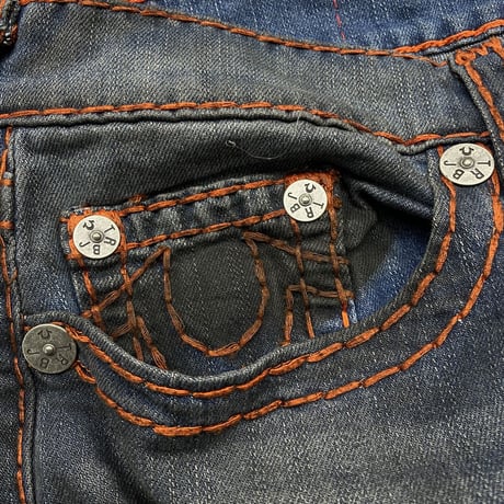 プレミアムジーンズ True Religion トゥルーレリジョン Rocco Super T Skinny スキニージーンズ (JNS250)