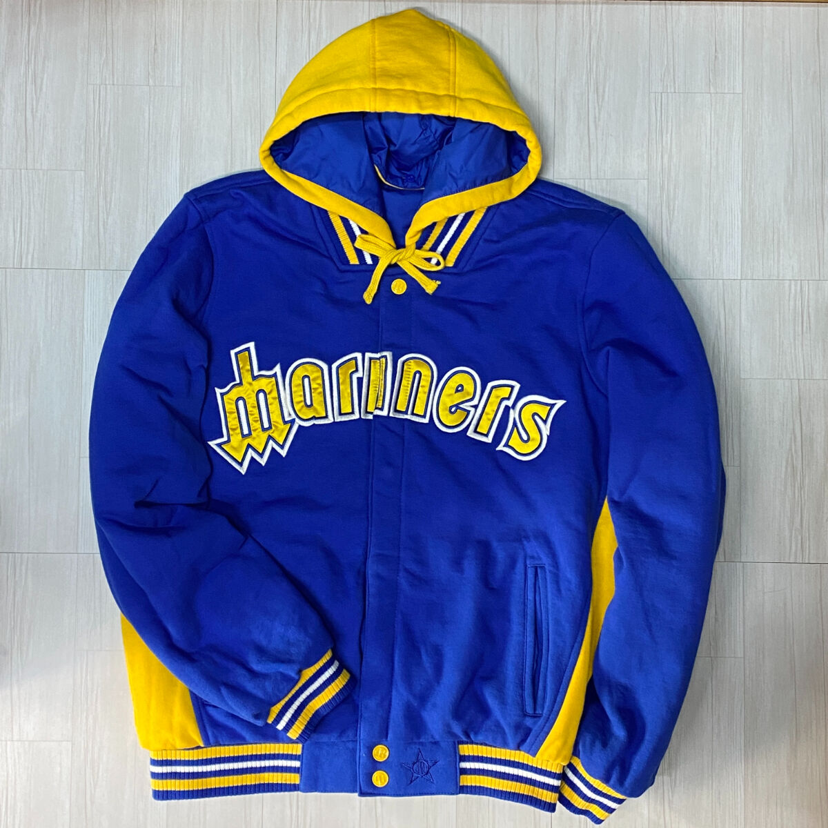 seattle mariners 日本規格 サテンスタジアムジャンパー