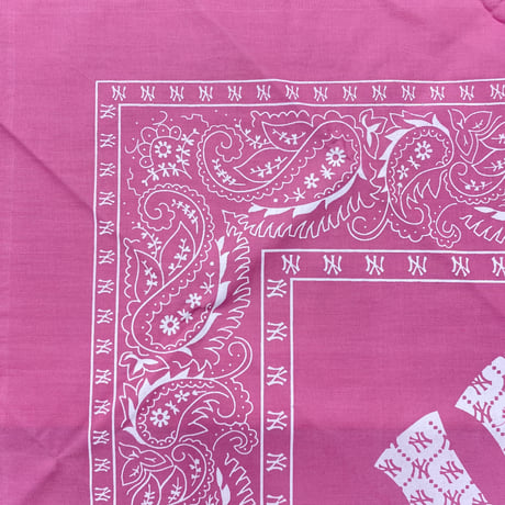 大判バンダナ NY ニューヨーク モノグラム BIGロゴ ペイズリー Monogram Paisley ピンク (BNDN112)