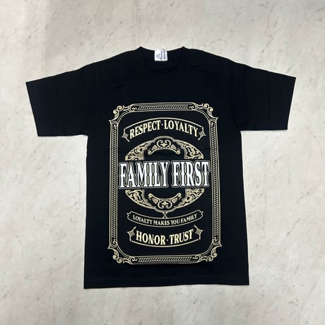 LA発 Family First ファミリーファースト TRUST グラフィック 半袖 ヘビーウェイト Tシャツ 黒 (GTS141)