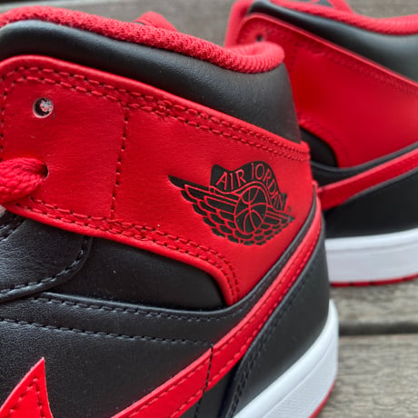 NIKE ナイキ AIR JORDAN1 MID エアジョーダン1 ミッド 黒赤 ブルズカラー BRED (AJ96)