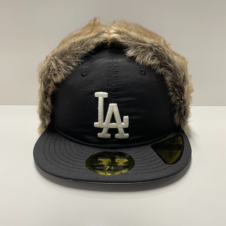 海外限定 59FIFTY ニューエラ レトロクラウン Winter Dog Ear ドッグイヤー LA Dodgers ドジャース トラッパーキャップ (15-54)