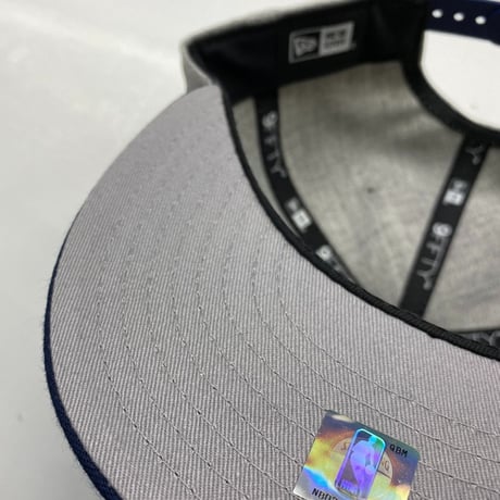 Newera ニューエラ OKC オクラホマシティ Thunder サンダー NBA グレー 紺 スナップバックキャップ 9FIFTY