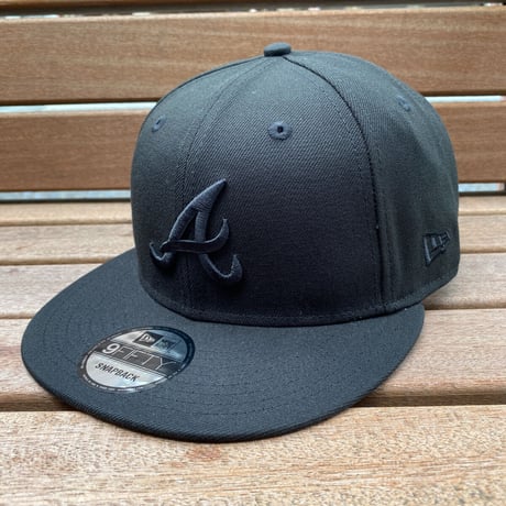 9FIFTY ニューエラ Newera アトランタ ブレーブス Braves スナップバックキャップ 黒/黒