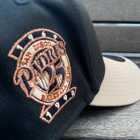 海外限定 Newera ニューエラ 9Forty Aフレーム SD Padres サンディエゴ パドレス 25周年記念 キャップ (940-219)