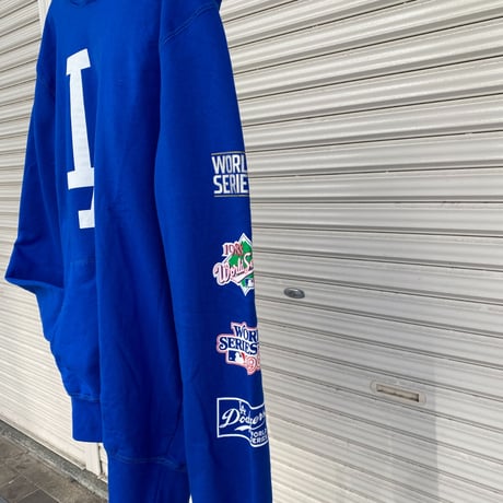 New Era ニューエラ USAモデル LA ロサンゼルス ドジャース Dodgers  パーカー  ビッグロゴ