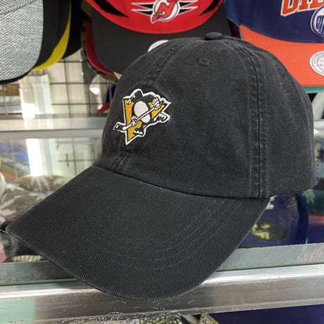 Adidas アディダス NHL ピッツバーグ ペンギンズ 黒 ストラップバックキャップ アイスホッケー