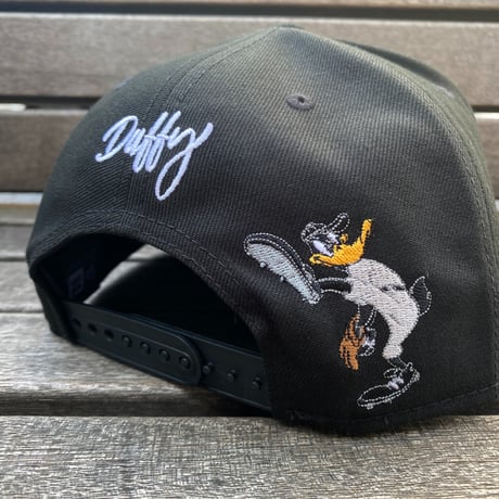 海外仕様 9FIFTY ニューエラ MLB ホワイトソックス Whitesox ダフィーダック Looney Tunes (950-269)