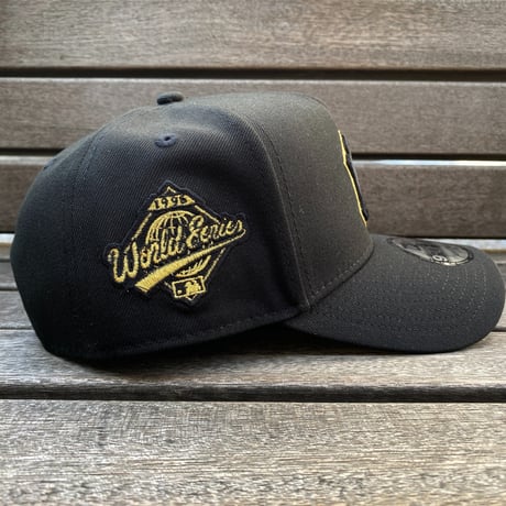海外限定 Newera ニューエラ 9Forty Aフレーム NY Yankees ヤンキース 96WS 黒/ゴールド キャップ (940-313)