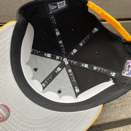 海外限定 9FIFTY ニューエラ NY Yankees ヤンキース スナップバックキャップ 炎 イエローフレイム 75周年記念 (950-250)