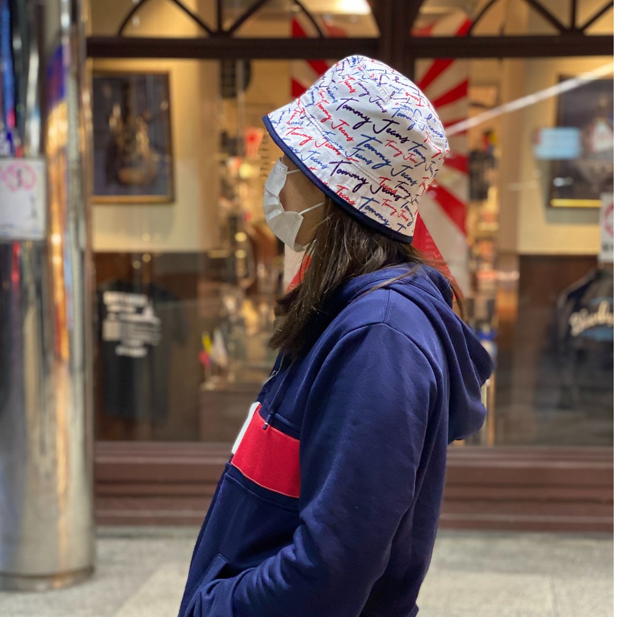 【値下げ中】トミーヒルフィガー　バケットハット TOMMY HILFIGER（トミー・ヒルフィガー） バケットハットTOMMY