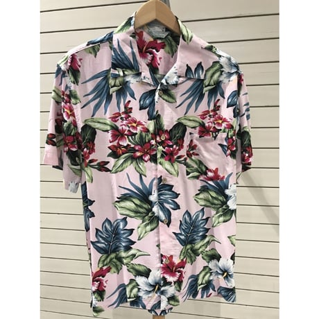 【特別SALE価格】アロハシャツ ALOHA 半袖  ピンク 花柄 ハイビスカス ハワイアン RB-45