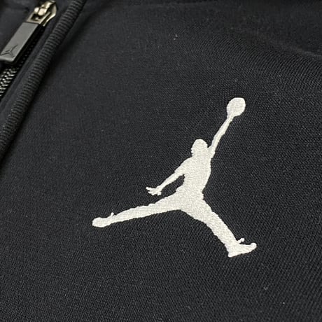 USAモデル NIKE ナイキ AIR JORDAN 刺繍ロゴ ジャンプマン ジップアップパーカー 黒