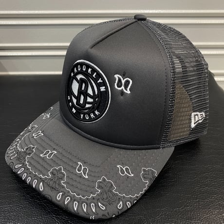 USAモデル Newera ニューエラ 9Forty トラッカーキャップ NBA ブルックリン ネッツ ペイズリー柄