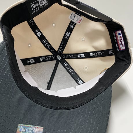 米国仕様 2025 ワールドシリーズ 限定 Newera ニューエラ 9Forty Aフレーム LA Dodgers ドジャース キャップ (940-294)