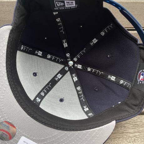 USA限定 9FIFTY ニューエラ MLB ニューヨーク ヤンキース NY Yankees スナップバックキャップ Evergreen Script (950-210)