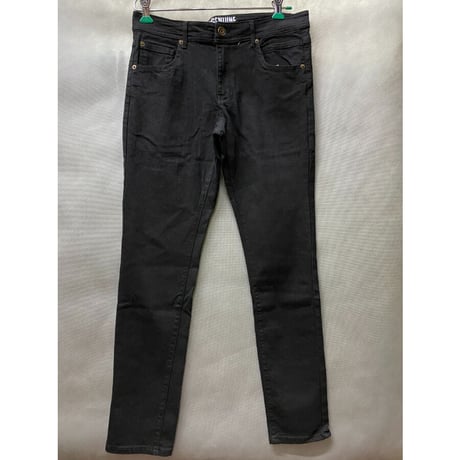 USAブランド GENUINE AUTHENTIC ストレッチ スキニーフィット Skinny バイカーデニム 黒 ジーンズ 1855 (JNS70)