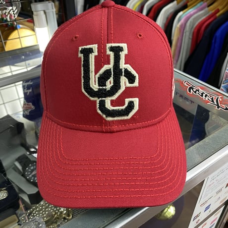 College Vault オハイオ州 シンシナティ大学 Collegiate UC ベアキャッツ Bearcats 赤 スナップバック キャップ