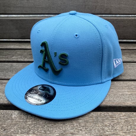 USA仕様 9FIFTY ニューエラ MLB アスレチックス Athletics スナップバックキャップ Essentials Sky Blue (950-198)