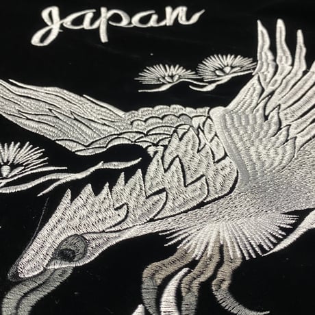 別珍 「Yokosuka刺繍入り」 横須賀発祥 SUKAJAN スカジャン 鷹 龍 HAWK ベルベット VELVET 黒 (SKJ102)