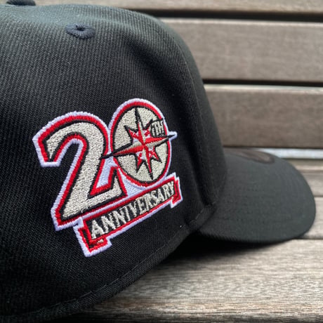 海外限定 Newera ニューエラ 9Forty Aフレーム Mariners シアトル マリナーズ 20th Anniv. キャップ (940-193)