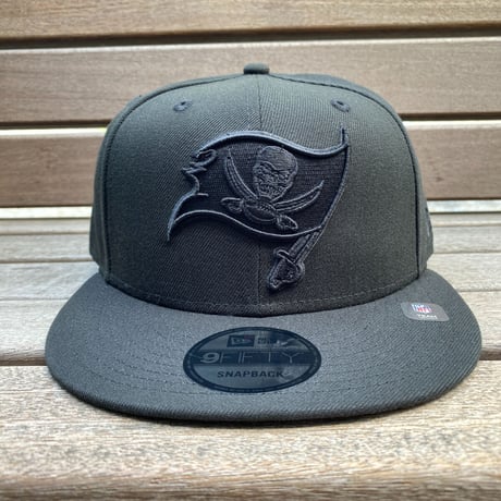 USA限定 9FIFTY ニューエラ NFL バッカニアーズ TB BUCCA スナップバックキャップ BOB