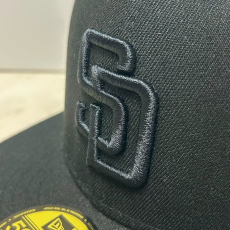 USA仕様 59FIFTY ニューエラ Newera サンディエゴ パドレス SD Padres スーパーブラック キャップ BOB (23-18)