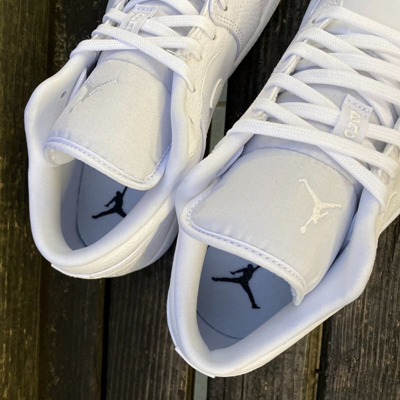 NIKE ナイキ AIR JORDAN1 LOW エアジョーダン1 ローカット 白 NIKE ナイキ AIR JORDAN1 LOW エアジョーダン1 ローカット 白