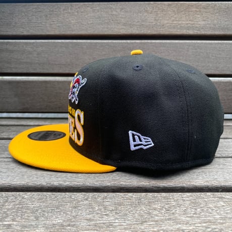 USA限定 9FIFTY ニューエラ MLB ピッツバーグ パイレーツ Pirates スナップバックキャップ ARCHIVE 黒 (950-223)