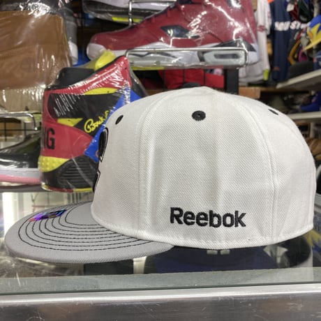 【7.3/8】 Reebok リーボック Flames カルガリー フレームス NHL キャップ 白 グレー アイスホッケー