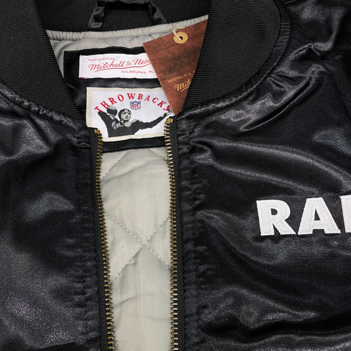 Mitchell Ness RAIDERS スローバックジャケット かたかっ 売買された  