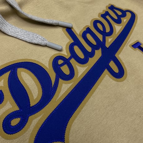 米国老舗ブランド Antigua ロサンゼルス ドジャース MLB ベージュ VICTORY HOODIE