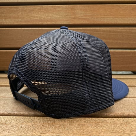 海外限定 ニューエラ LogoTrucker 9Fifty ブレーブス Braves トラッカーキャップ MLB